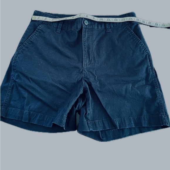 Woman’s dark navy blue shorts soft comfortable size 6 98% cotton 2% spandex - Picture 5 of 6